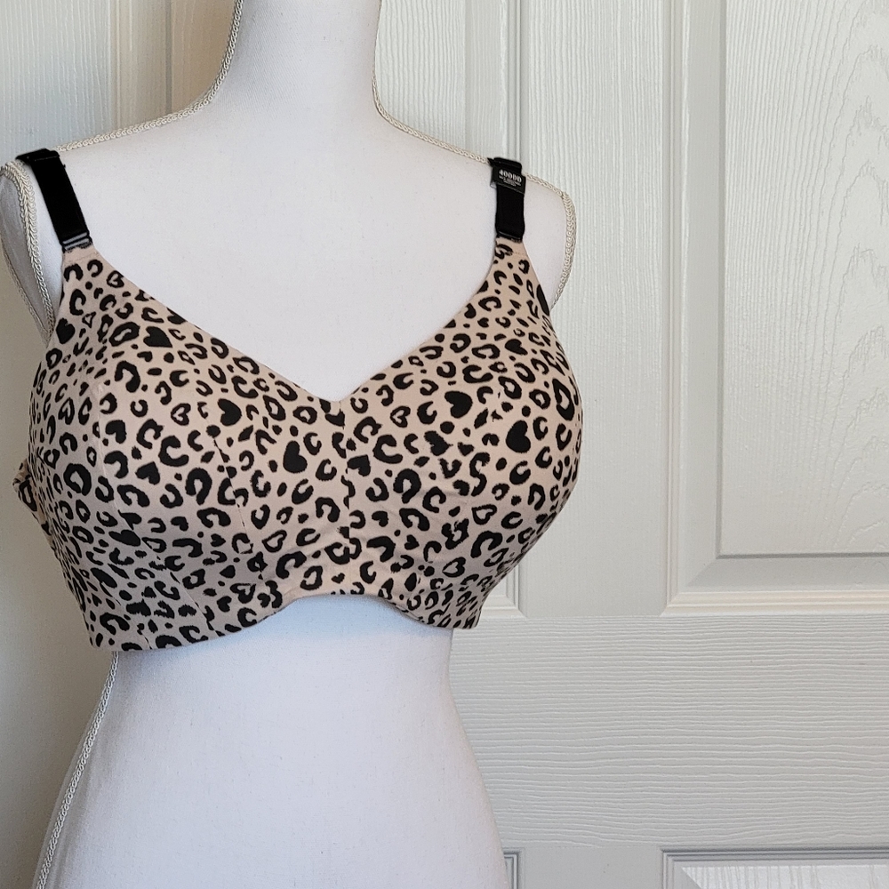TORRID Curve 40DDD 360 Degree Wireless Leopard Print Bra